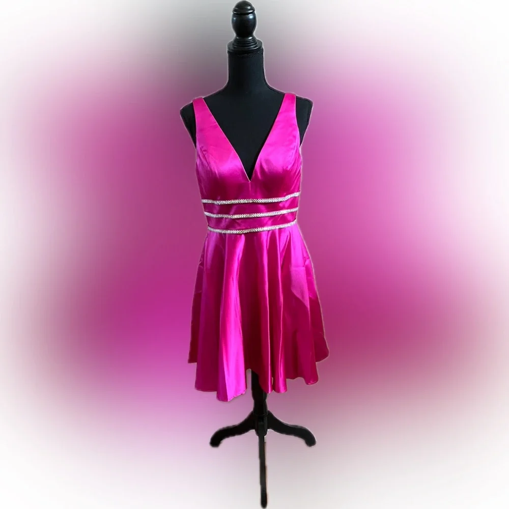 Jules & Cleo Homecoming dress Begonia Size 8 NWT - Picture 4 of 11